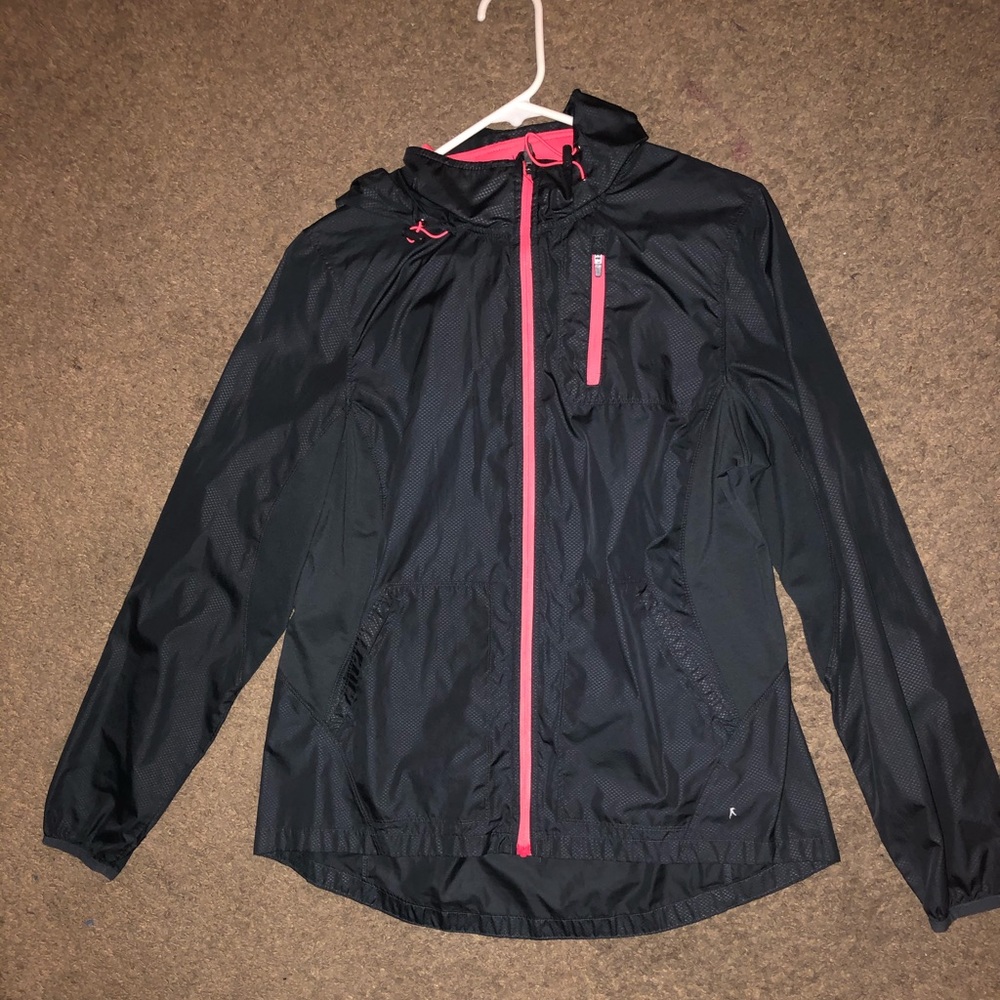 Women’s windbreaker